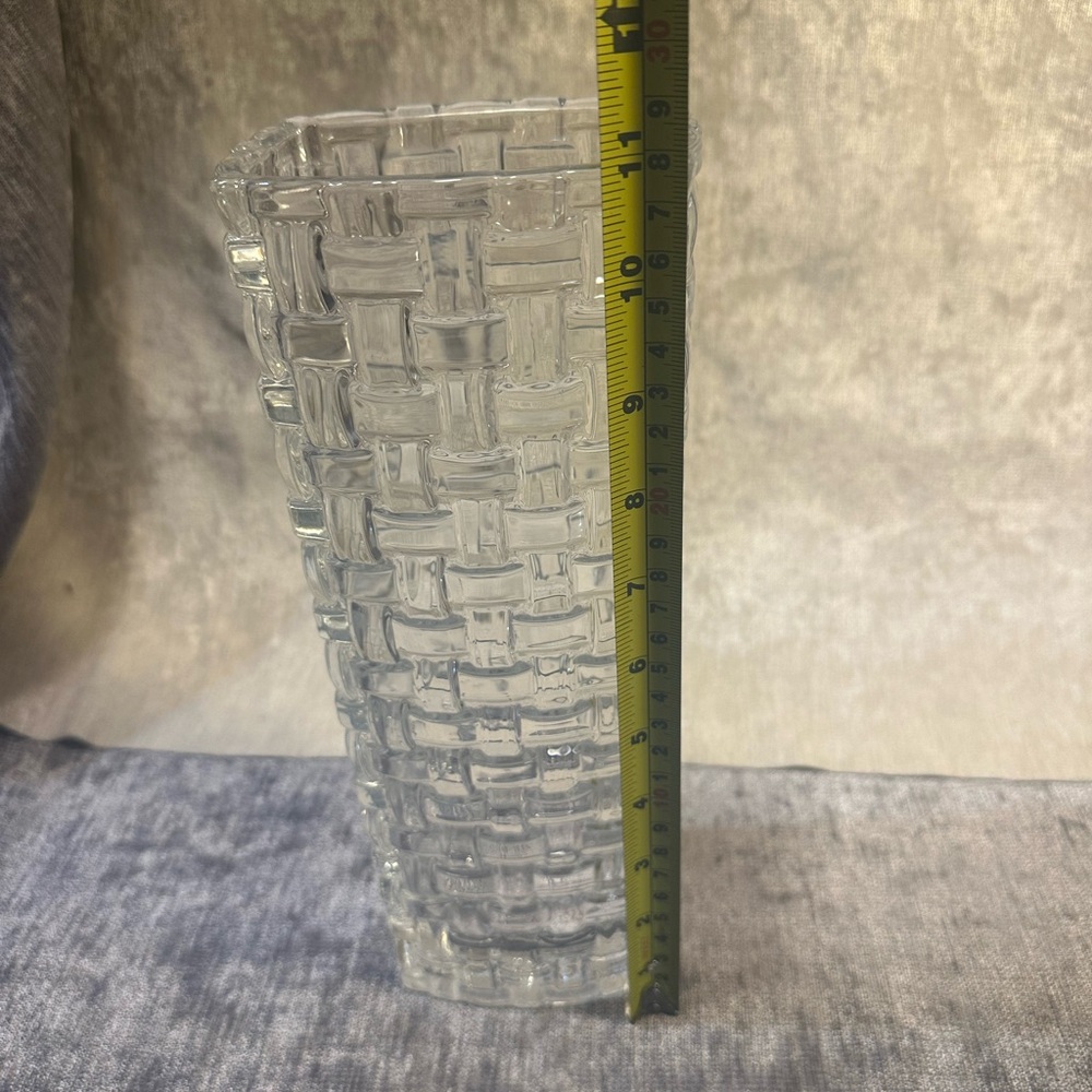 Dancing Stars-Bossa Nova by Nachtmann Basket Weave Crystal Vase